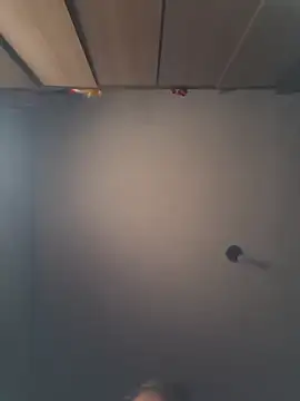 Snapshot of Carlossantos07 chatting on April 4, 2026, 10:24 am Carlossantos07 online show from April 4, 2026, 10:24 am