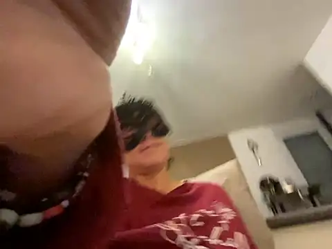 Marilou1983 online show from September 19, 2025, 9:04 pm