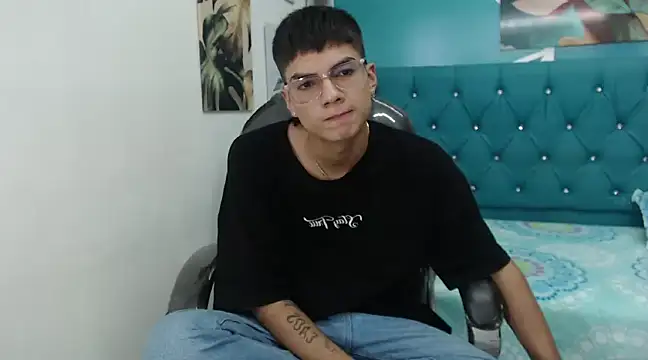 Noha scott online show from December 5, 2024, 11:18 pm