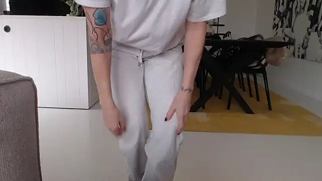 godinflower online show from January 17, 2026, 8:52 am