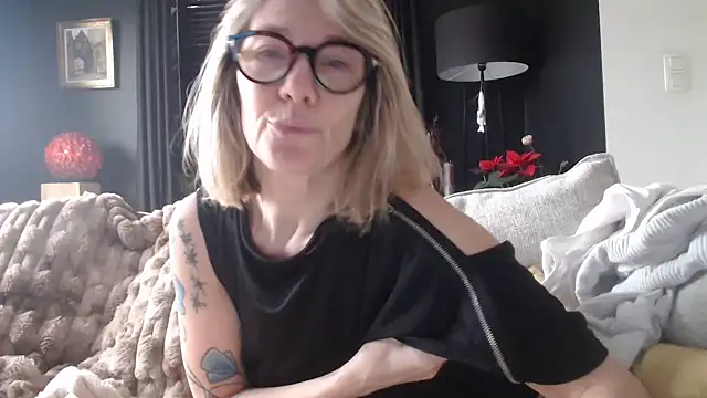 godinflower online show from January 19, 2026, 8:29 am