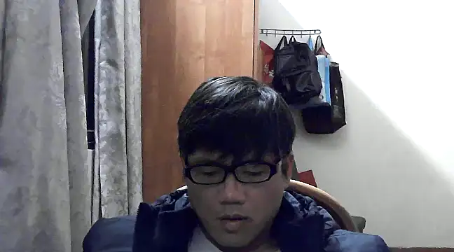 Snapshot of findagirlfriend chatting on December 16, 2024, 7:43 pm findagirlfriend online show from December 16, 2024, 7:43 pm