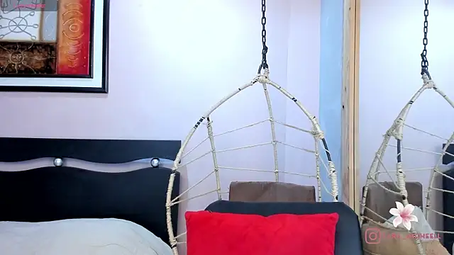 StefyGil  online show from April 7, 2026, 12:05 pm