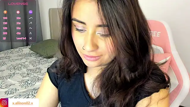 Snapshot of x_allison chatting on January 14, 2025, 11:48 pm x allison online show from January 14, 2025, 11:48 pm