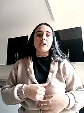 Snapshot of Juanamd1 chatting on January 20, 2025, 12:07 pm Juanamd1 online show from January 20, 2025, 12:07 pm