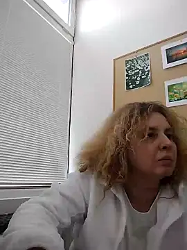 Snapshot of SexyHotSusan chatting on February 4, 2025, 9:28 am SexyHotSusan online show from February 4, 2025, 9:28 am