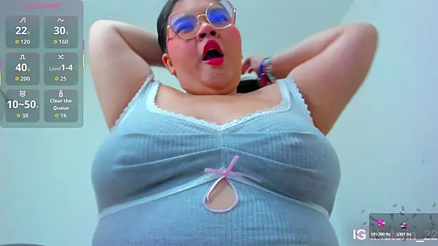 april lopez6 online show from November 12, 2025, 6:25 am