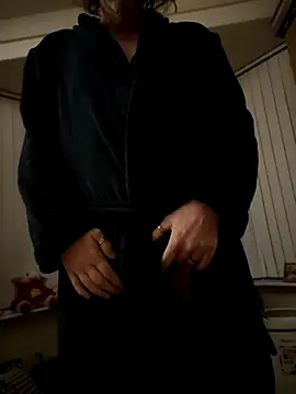 JulianJ50 online show from September 10, 2025, 5:18 am