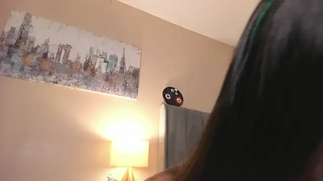 dakotaa   online show from December 3, 2025, 7:01 pm