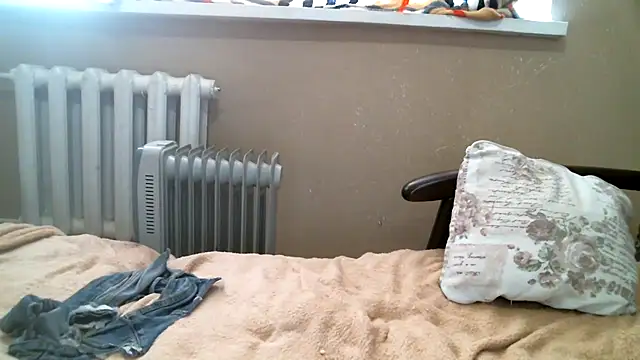 DennisXCaroll online show from March 6, 2025, 11:36 am