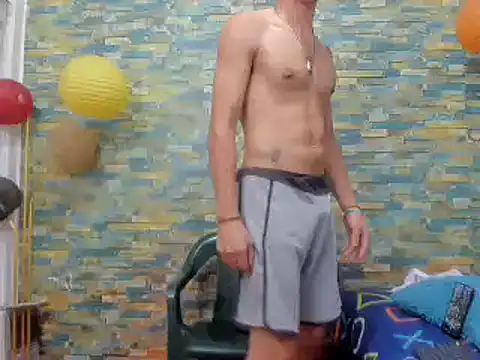 Snapshot of MasterSEX420 chatting on January 12, 2025, 6:06 am MasterSEX420 online show from January 12, 2025, 6:06 am