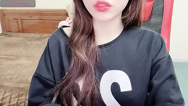 Snapshot of TrinhH_Nabbi chatting on January 18, 2025, 1:40 pm TrinhH Nabbi online show from January 18, 2025, 1:40 pm