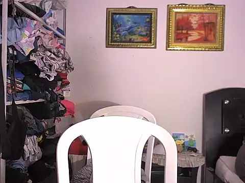 Snapshot of tatsumi_nao chatting on January 26, 2025, 6:06 pm tatsumi nao online show from January 26, 2025, 6:06 pm