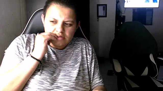 tatsumi nao online show from February 1, 2026, 12:42 am