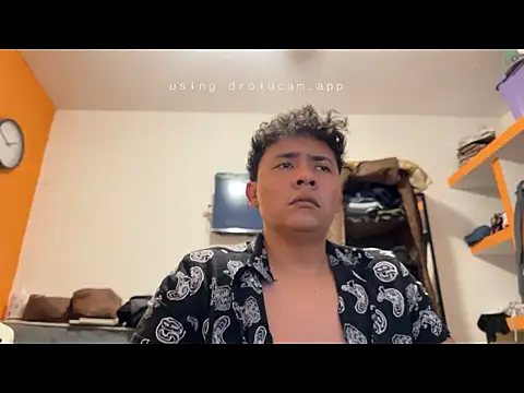 Snapshot of Parejasumisa27 chatting on January 19, 2026, 2:37 am Parejasumisa27 online show from January 19, 2026, 2:37 am