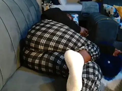 leslysexygirl online show from March 21, 2025, 6:40 pm