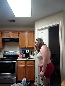 aliceluvzbill online show from November 11, 2025, 5:46 pm