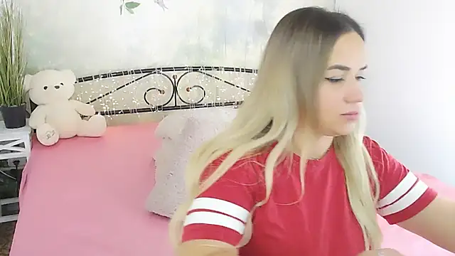 MilenaMiler X online show from January 22, 2025, 8:49 pm