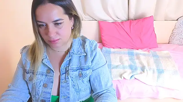 MilenaMiler X online show from February 26, 2026, 8:52 pm