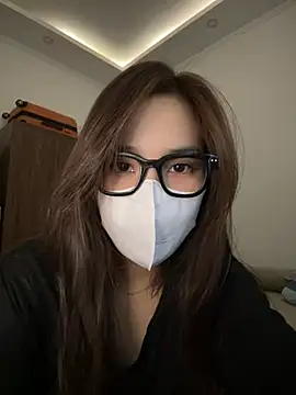 Lilisa miu online show from February 13, 2026, 4:25 pm