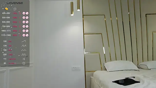 Goodgirlgonabad online show from March 21, 2025, 4:40 pm