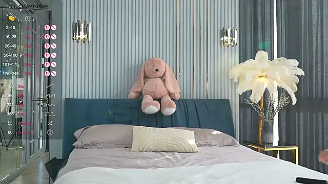 Goodgirlgonabad online show from April 15, 2026, 2:57 pm