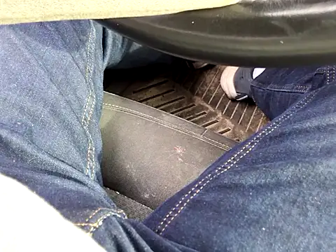 Policeman20742 online show from December 1, 2025, 6:57 pm