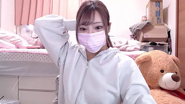 Snapshot of _chanMOMO_ chatting on December 7, 2024, 6:21 am  chanMOMO  online show from December 7, 2024, 6:21 am