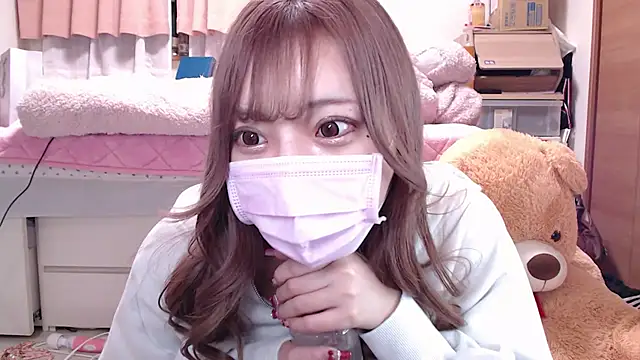 Snapshot of _chanMOMO_ chatting on December 18, 2024, 10:51 am  chanMOMO  online show from December 18, 2024, 10:51 am