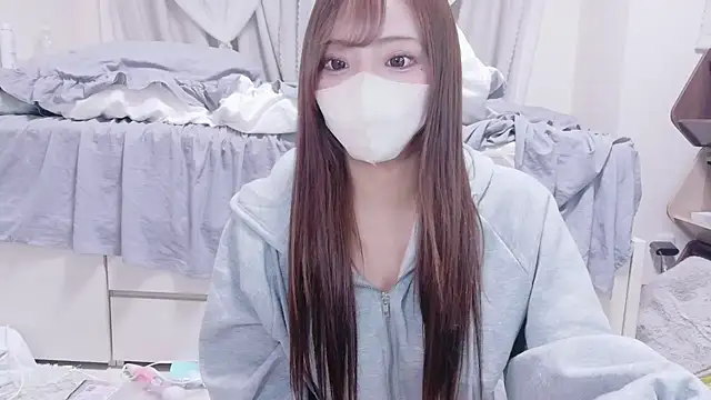 Snapshot of _chanMOMO_ chatting on October 10, 2025, 1:21 pm  chanMOMO  online show from October 10, 2025, 1:21 pm