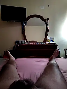 Snapshot of LatinMar chatting on February 10, 2026, 12:53 pm LatinMar online show from February 10, 2026, 12:53 pm