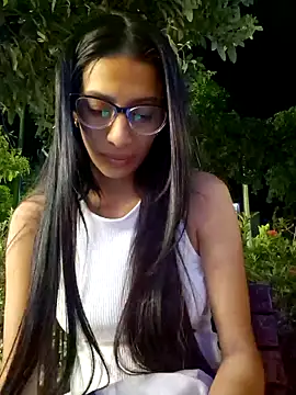 lily sk online show from February 8, 2025, 1:32 am