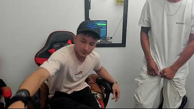 Snapshot of TommyGun_22 chatting on February 4, 2025, 12:29 am TommyGun 22 online show from February 4, 2025, 12:29 am