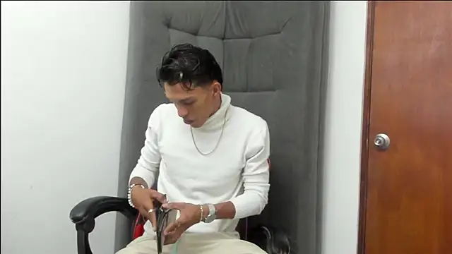 TommyGun 22 online show from February 28, 2026, 12:33 am