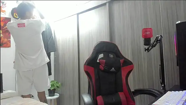 TommyGun 22 online show from April 2, 2026, 12:08 am