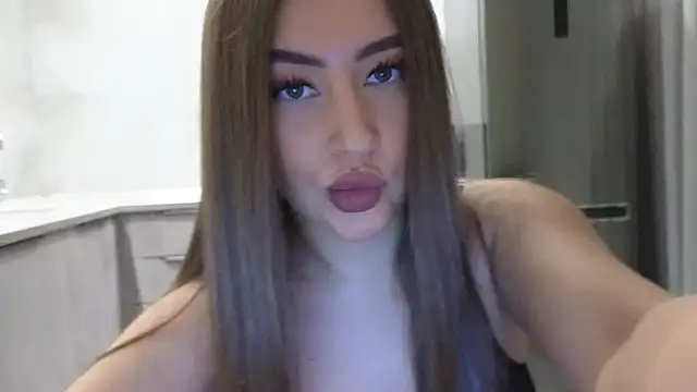 Snapshot of Cinderella____ chatting on January 28, 2025, 5:46 pm Cinderella     online show from January 28, 2025, 5:46 pm