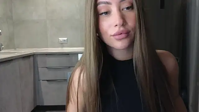 Snapshot of Cinderella____ chatting on February 25, 2025, 8:51 pm Cinderella     online show from February 25, 2025, 8:51 pm