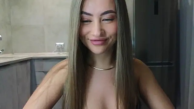 Snapshot of Cinderella____ chatting on March 15, 2025, 2:45 pm Cinderella     online show from March 15, 2025, 2:45 pm