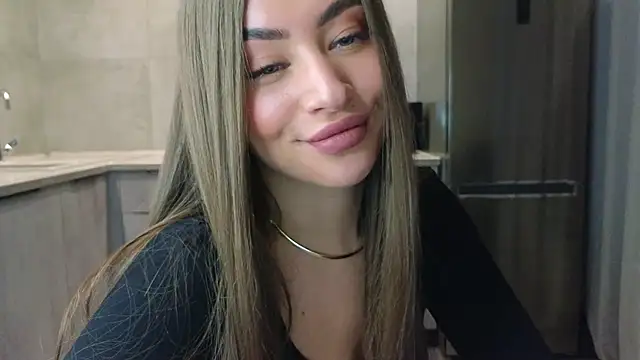 Snapshot of Cinderella____ chatting on March 15, 2025, 8:54 pm Cinderella     online show from March 15, 2025, 8:54 pm