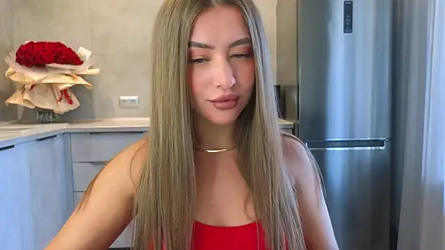 Snapshot of Cinderella____ chatting on March 22, 2025, 3:52 am Cinderella     online show from March 22, 2025, 3:52 am