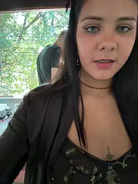 samantha kevin online show from December 15, 2024, 8:15 pm