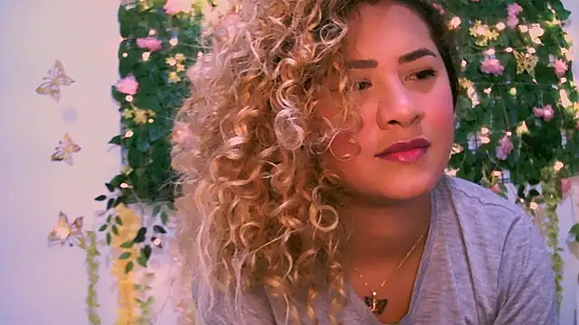 Crysrus online show from January 26, 2025, 1:09 am