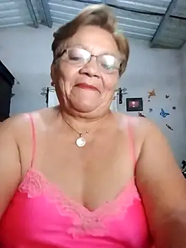 Madrastrahot69 online show from November 7, 2025, 3:28 am