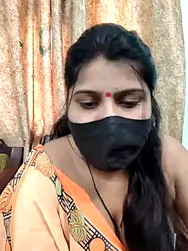 Snapshot of Hotty-simran chatting on October 27, 2025, 4:27 am Hotty-simran online show from October 27, 2025, 4:27 am