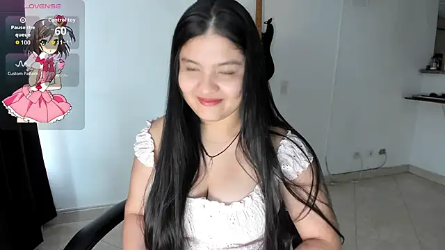 lilpervertgirl online show from June 10, 2026, 8:41 pm