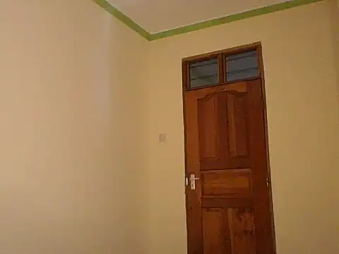 Apple bitch online show from October 21, 2025, 4:13 am