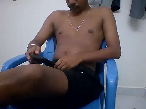 Snapshot of Bangalore_boy29 chatting on June 17, 2026, 1:01 pm Bangalore boy29 online show from June 17, 2026, 1:01 pm