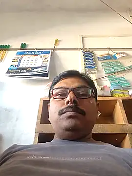 Srmotrs online show from March 3, 2026, 6:08 am