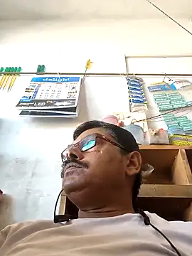 Srmotrs online show from March 5, 2026, 6:53 am