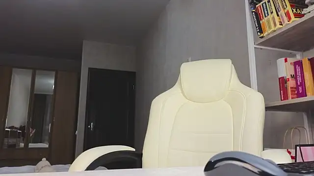 Marietta Castro online show from March 10, 2026, 3:06 pm